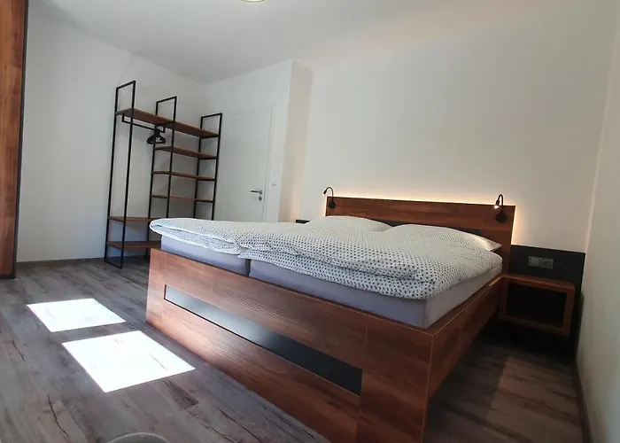 Leny, Appartement *